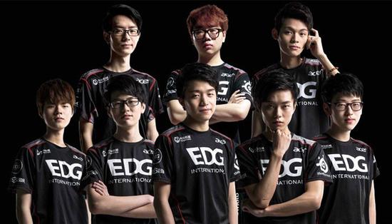 对手的交手 对手的交手