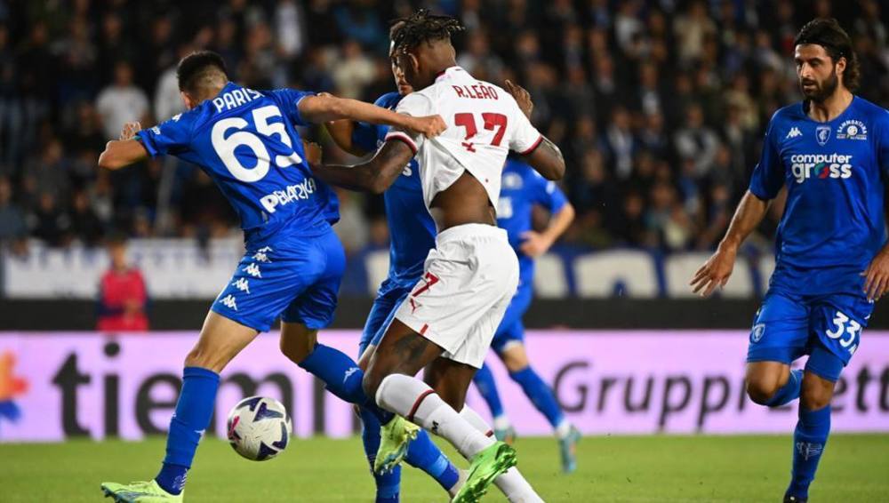 在球场上的 在球场上的