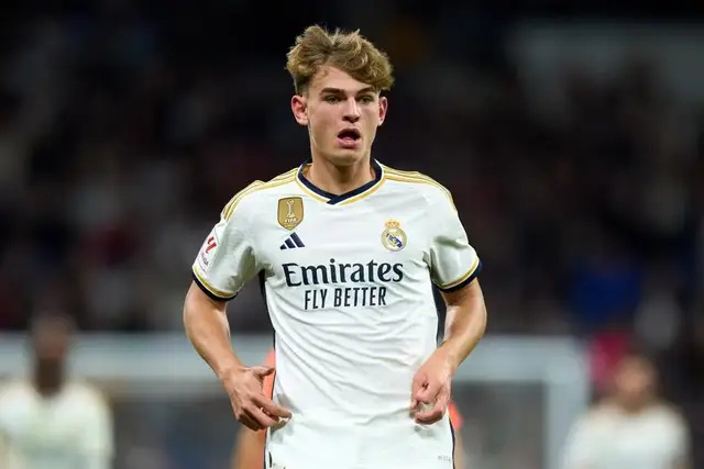 萨独特的 萨独特的