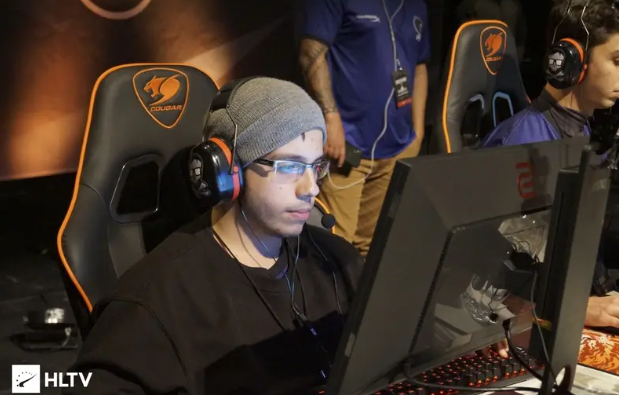 整体战术的 整体战术的