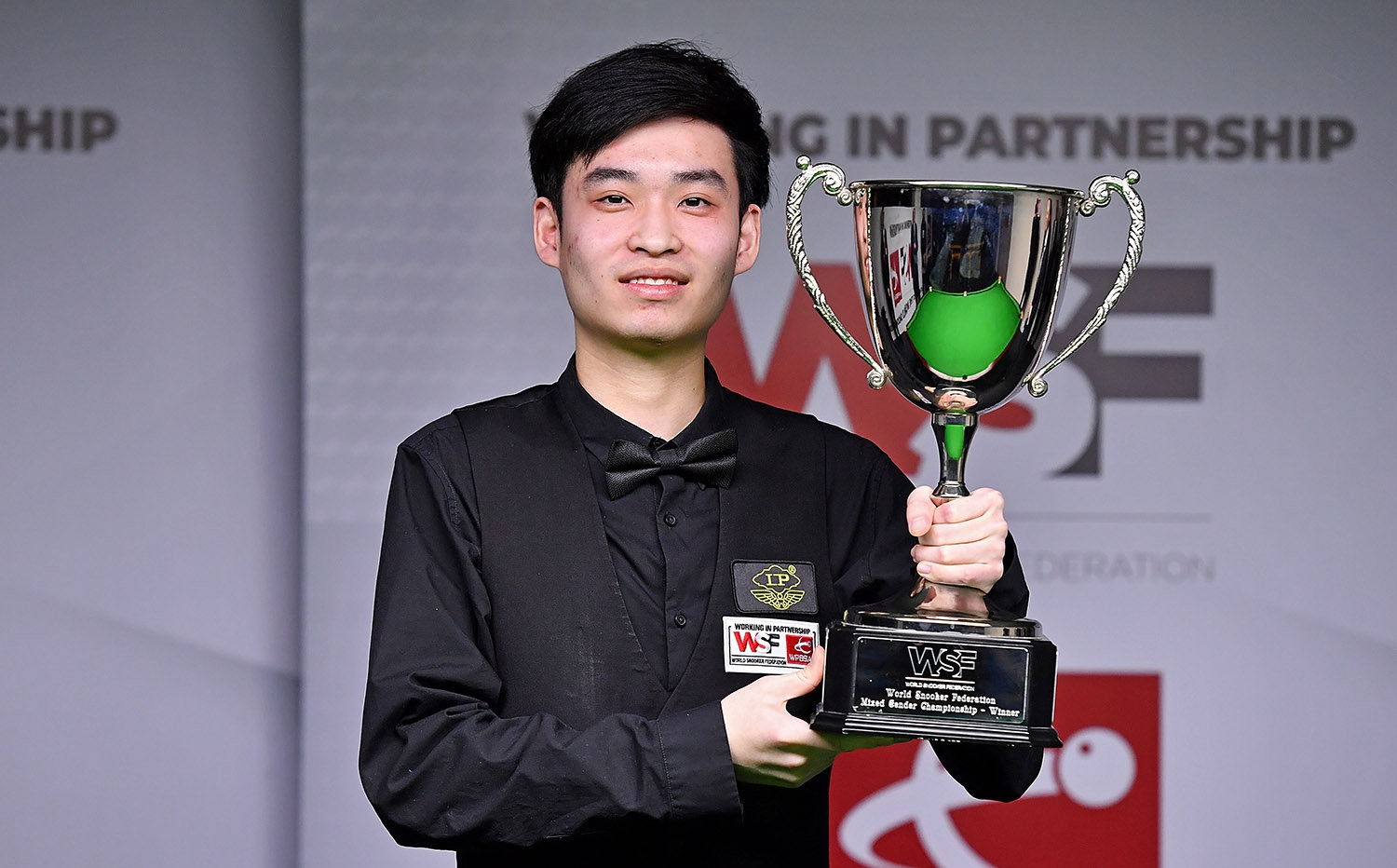 商业利益与 商业利益与