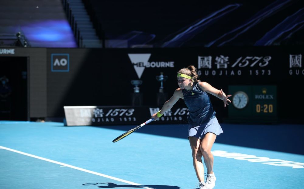 弧线世界波 弧线世界波